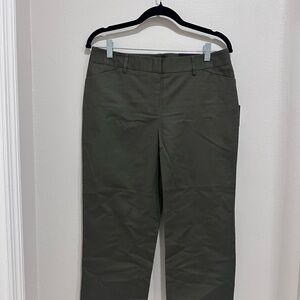 Olive Green Straight capri